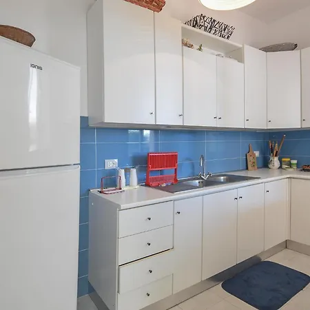 Holiday home Lovely In With Jacuzzi Marina di Modica