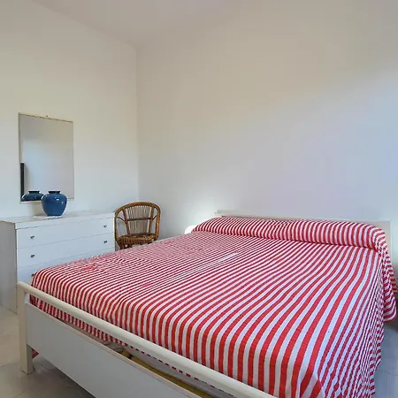 Lovely In With Jacuzzi Holiday home Marina di Modica